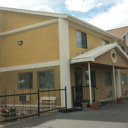Super 8 By Wyndham Riverton Zewnętrze zdjęcie
